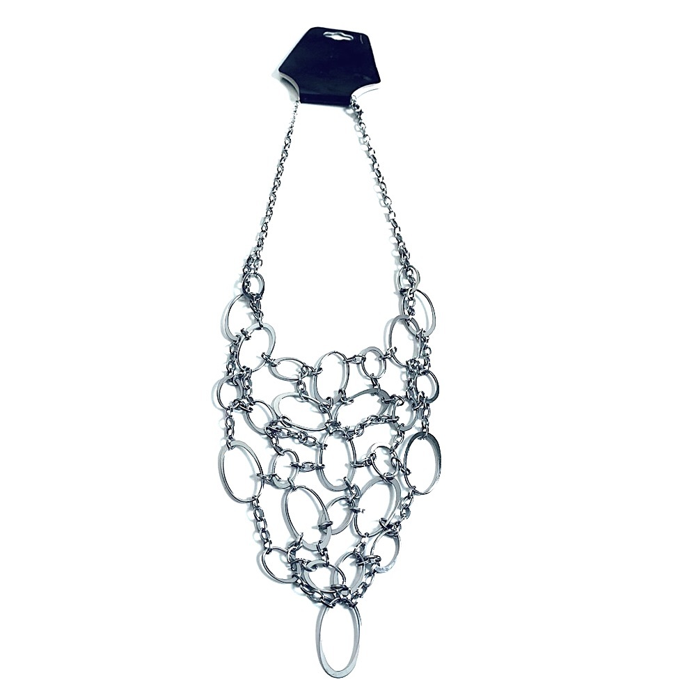 NWT Silver Tone Multi Layer Interlinked Hoop Necklace